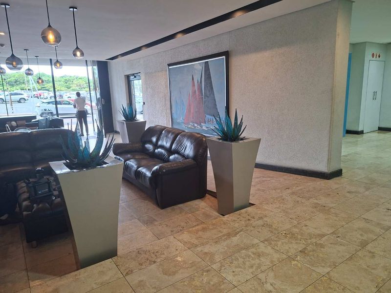 spacious 3 Bedroom apartment for sale - ideal for investment , family. - Photo 3