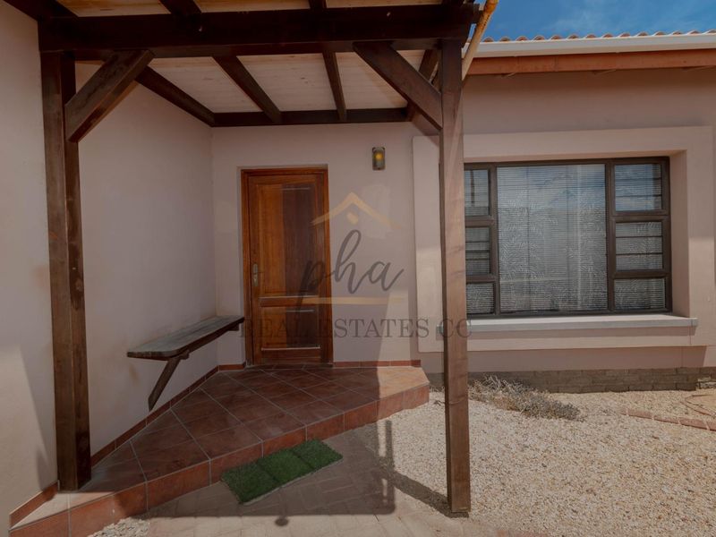 Coastal Charm - Photo 4