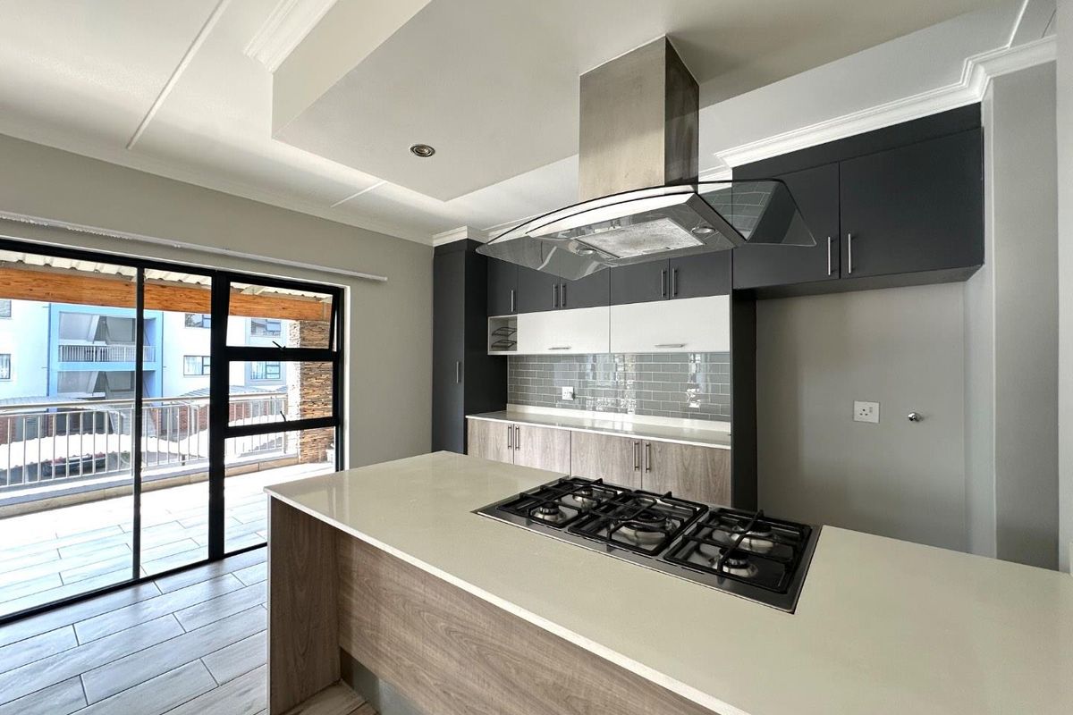 Modern 2 Bedroom 2 bath Apartment To Rent in Umthunzi Valley - Photo 4