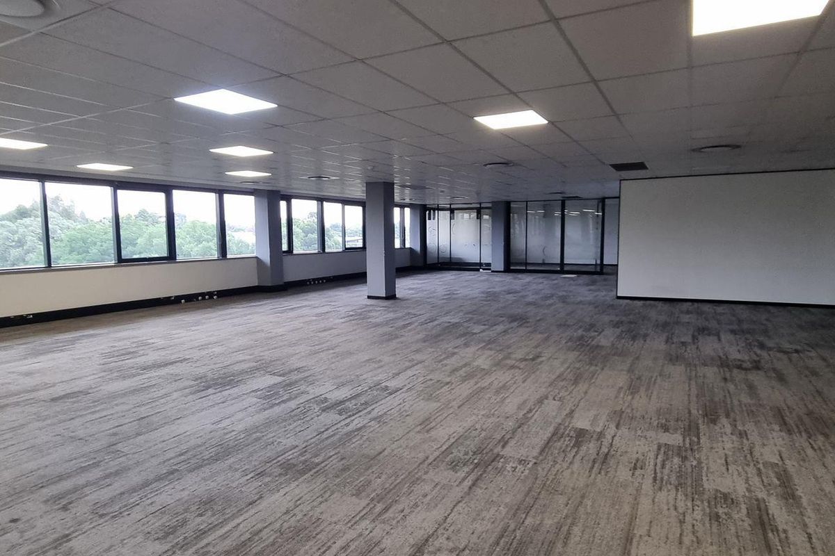 1 056m2 Irene Centurion Office To Let - Photo 3