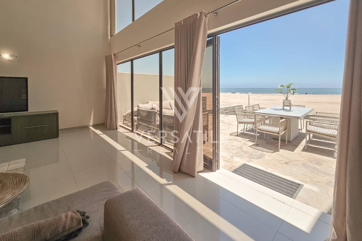 Beachfront House for Sale - Photo 5