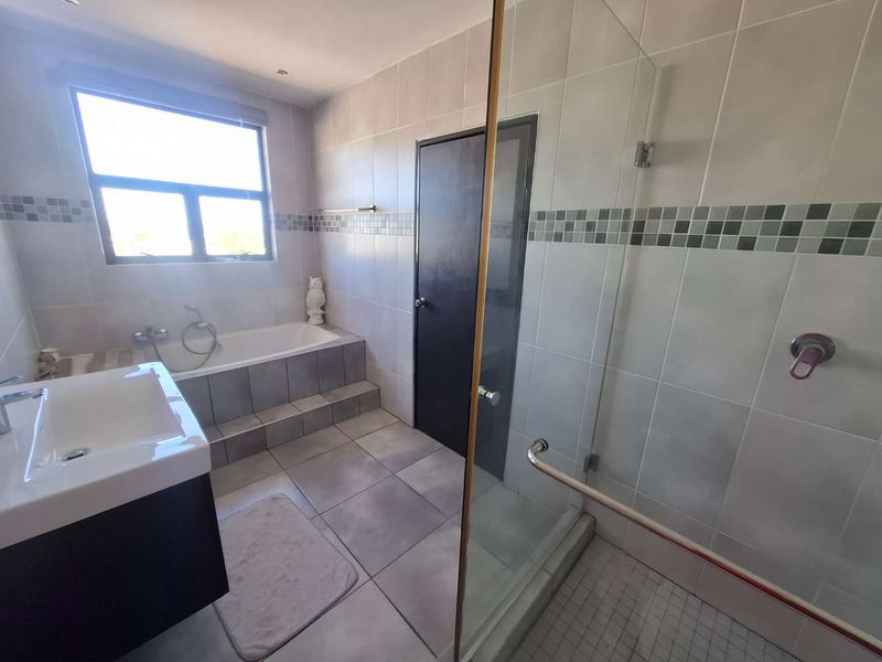 Delightful duet - Photo 3