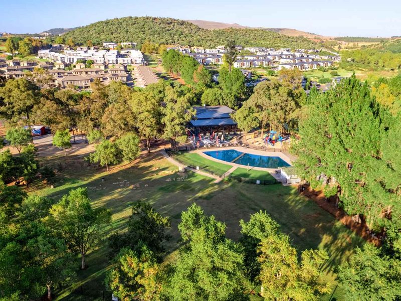 A Modern Oasis of Peace, Play, and Possibility - Photo 8