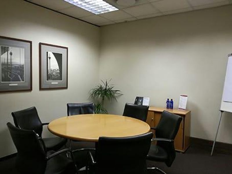 All-inclusive access to coworking space in Regus Sandton Nelson Mandela Square - Photo 5