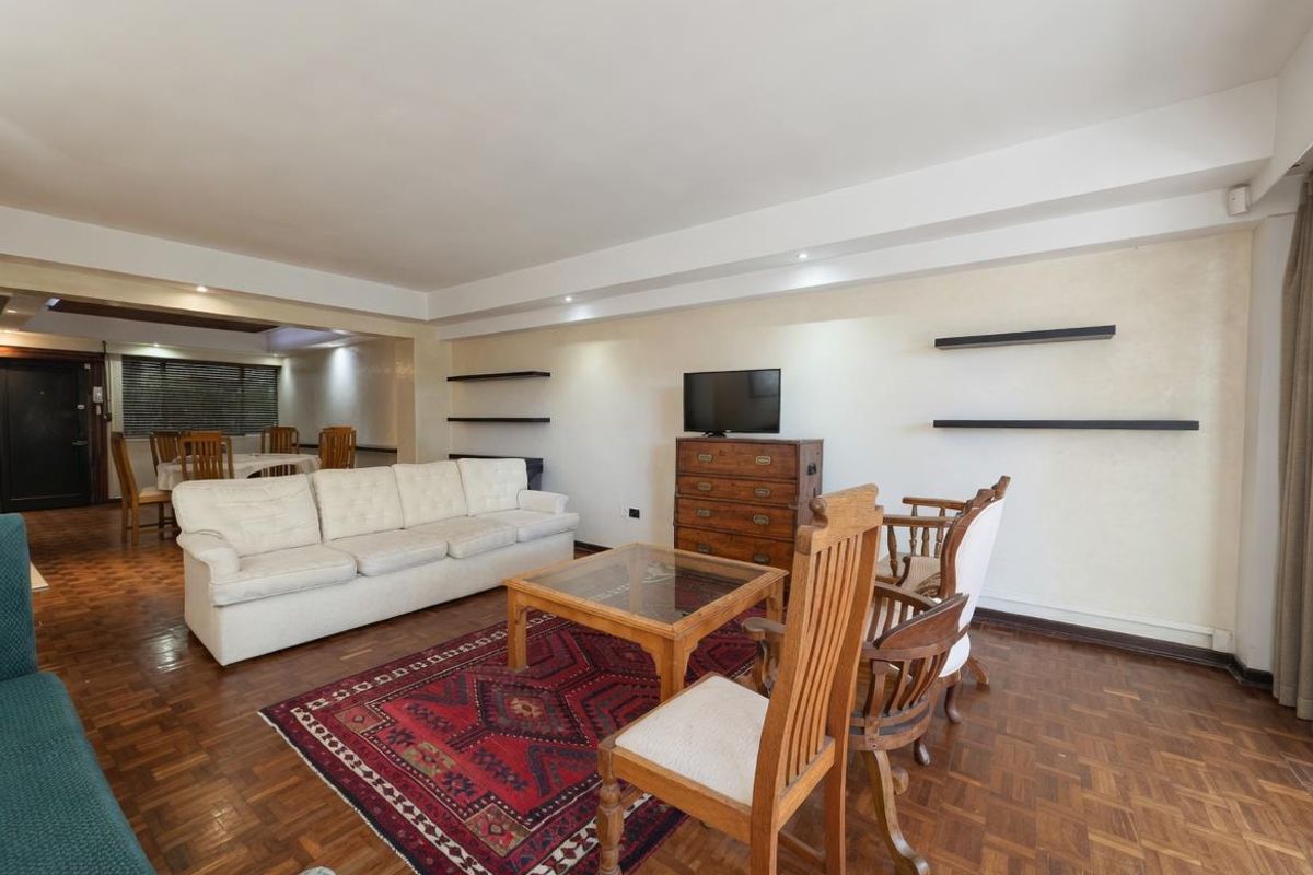 RARE WELL-PRICED 3 BEDROOM GROUND FLOOR APARTMENT FOR SALE IN ILLOVO!!! - Photo 4