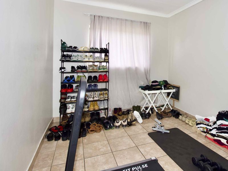 Spacious 2Bedroom 2 Bathroom apartment - Photo 9
