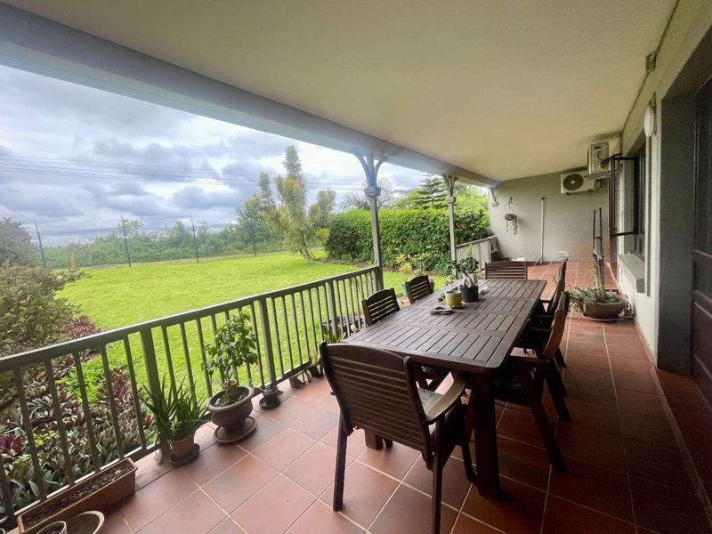 Spacious Ground Floor 3 Bedroom Apartment for sale in Ballito Central - Photo 4