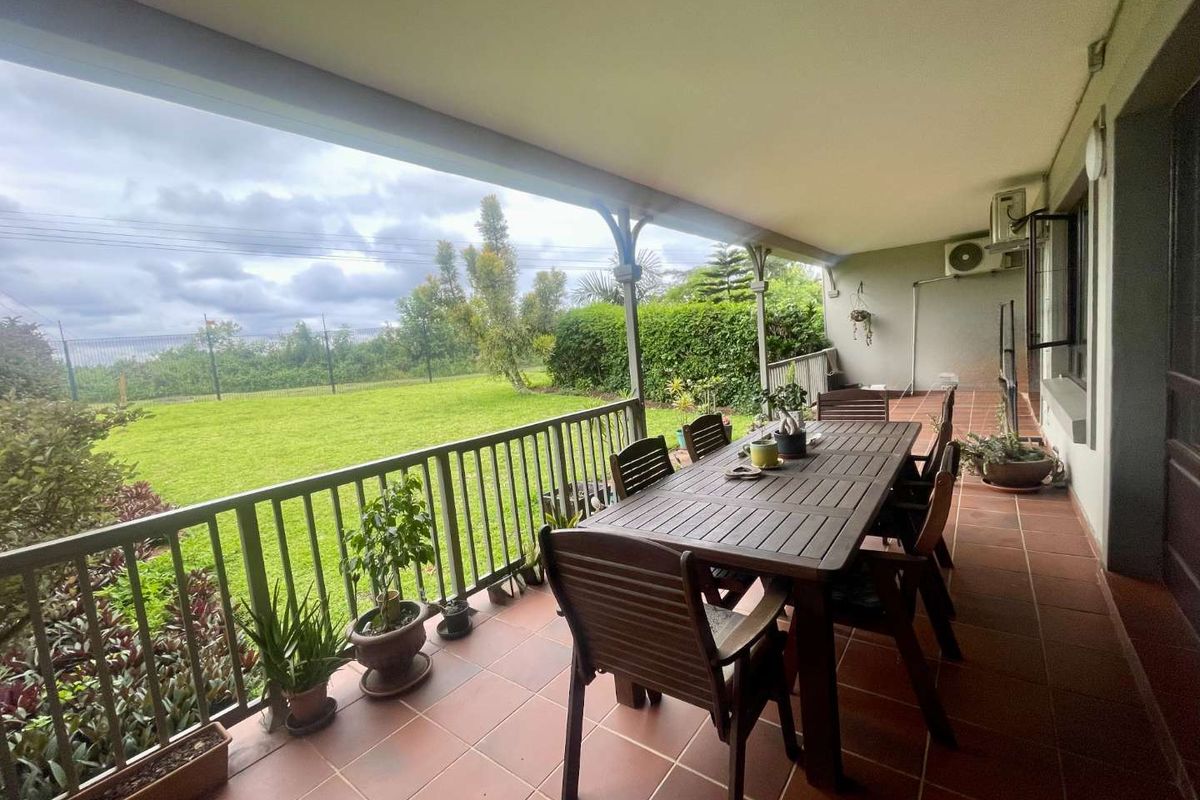 Spacious Ground Floor 3 Bedroom Apartment for sale in Ballito Central - Photo 4