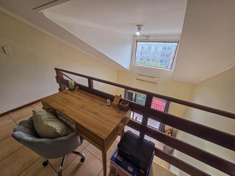 Rare Top-Floor Loft | For Sale | Hillcrest, Pretoria | Sole Mandate - Photo 5