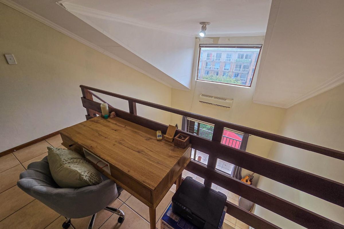Rare Top-Floor Loft | For Sale | Hillcrest, Pretoria | Sole Mandate - Photo 5