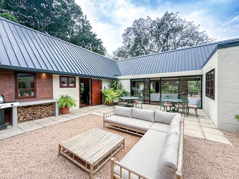 Luxury 5-Bed Historic Farmhouse, Simbithi Eco Estate - Sleeps 12! - Photo 2