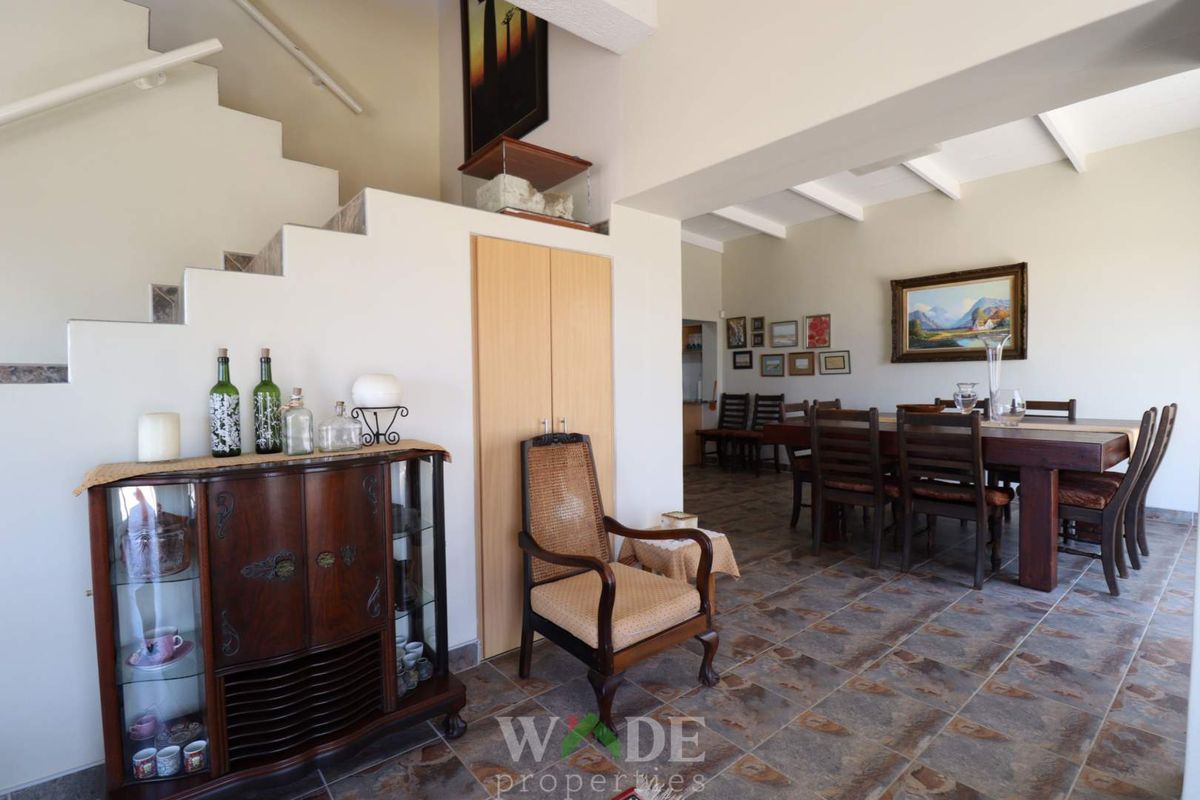 Hentiesbay: Double Storey 4 Bedroom House with Sea Views is For Sale - Photo 4