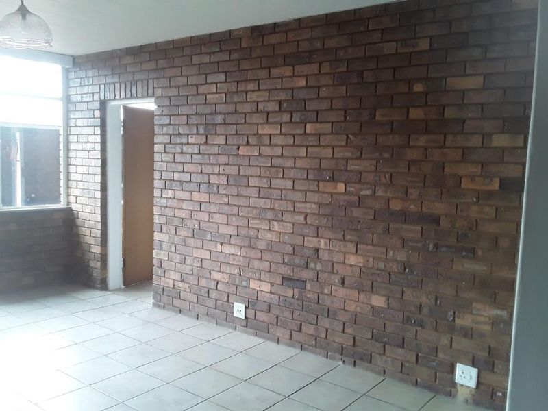 1.5 Bedroom to rent in Annlin - Photo 5