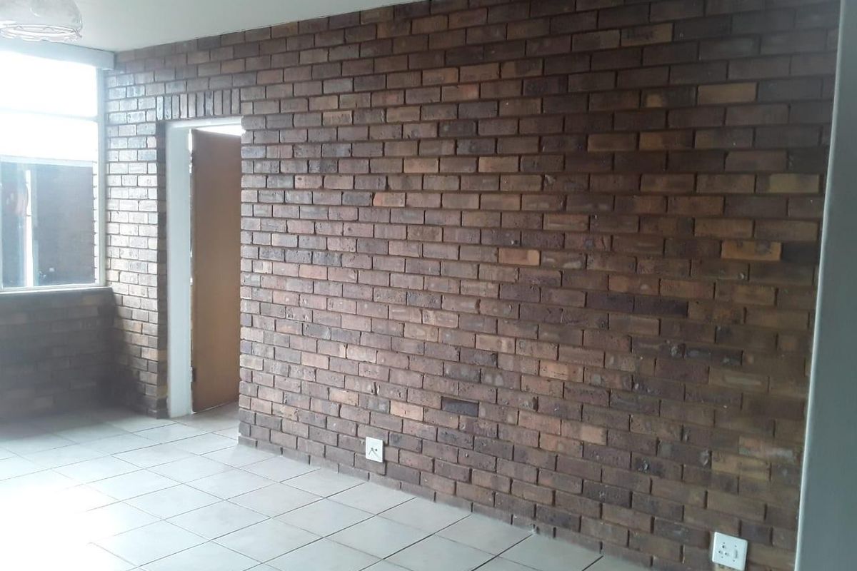 1.5 Bedroom to rent in Annlin - Photo 5