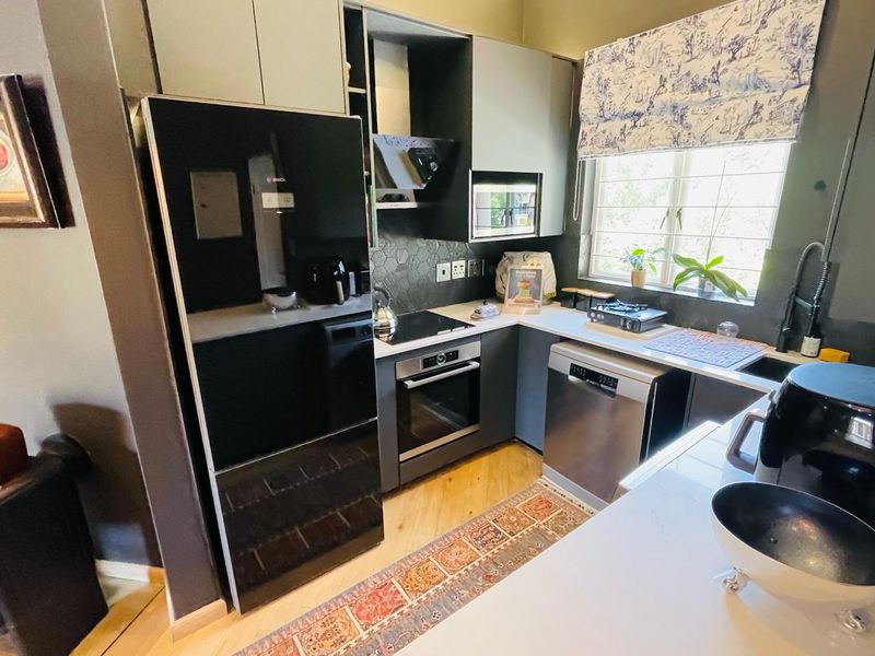 2 Bed Furnished Apartment for Rent at The Melrose - Photo 5