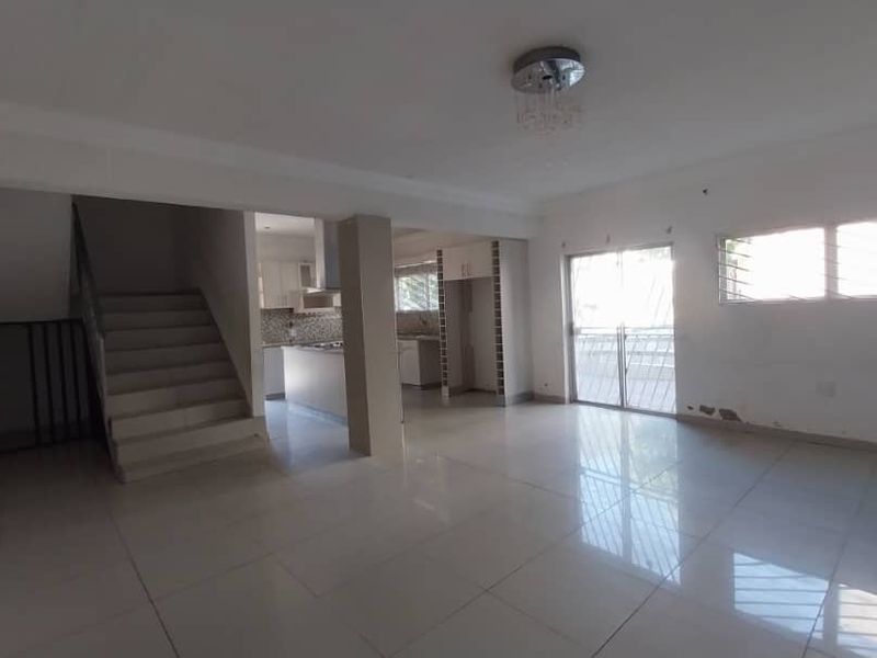 Renovators dream - Photo 10