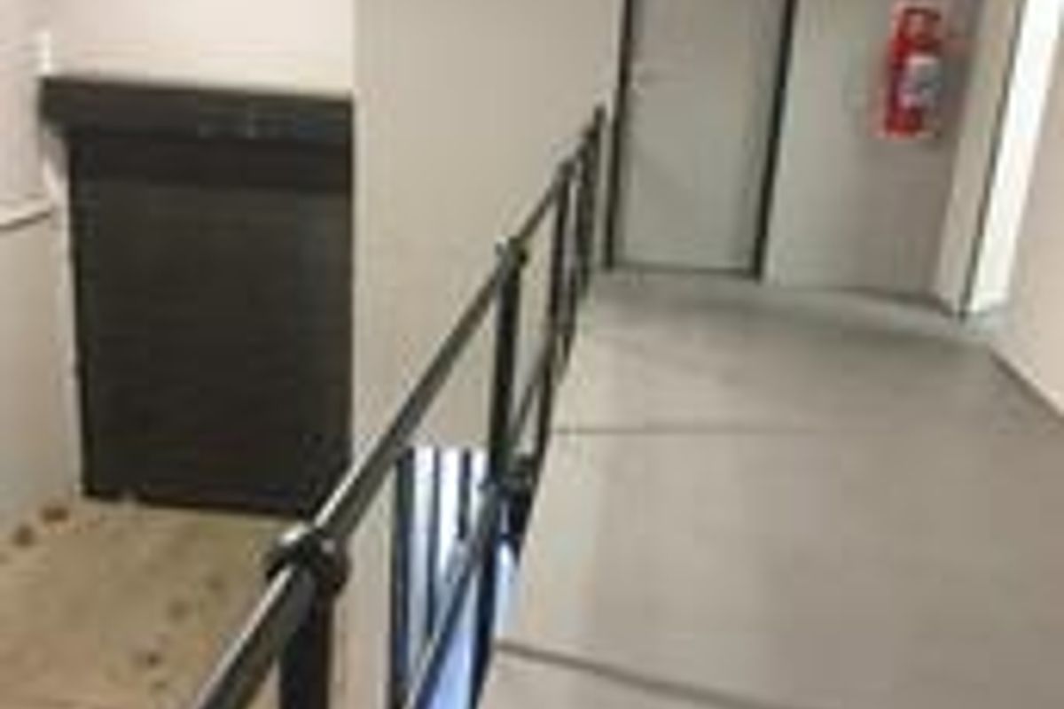 Warehouse for Sale - Photo 4