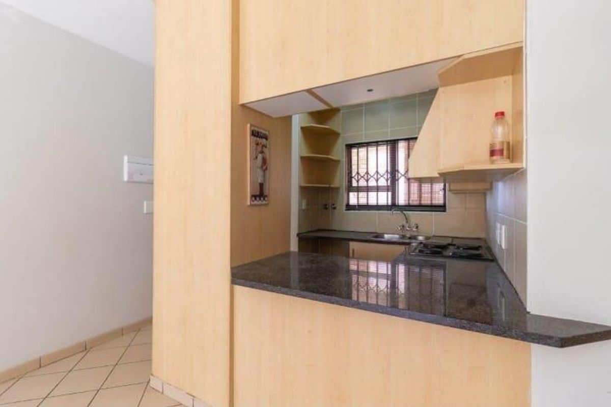 2 Bedroom Townhouse for Sale in Winchester Hills Johannesburg South - Photo 3
