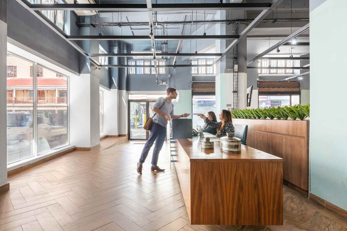 Meet, work or collaborate in a professional SPACES 50 Long Street business hub - Photo 2