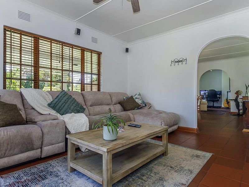 Elegant Hillcrest Sanctuary with Income-Generating Cottage - Photo 5