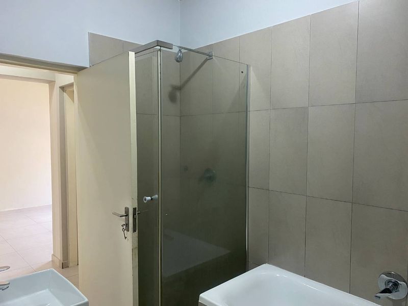 Ideal Family Apartment for Rent - Photo 10