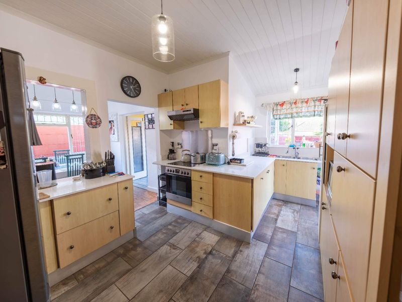 Dual Home Opportunity in the Heart of Fish Hoek - Photo 5