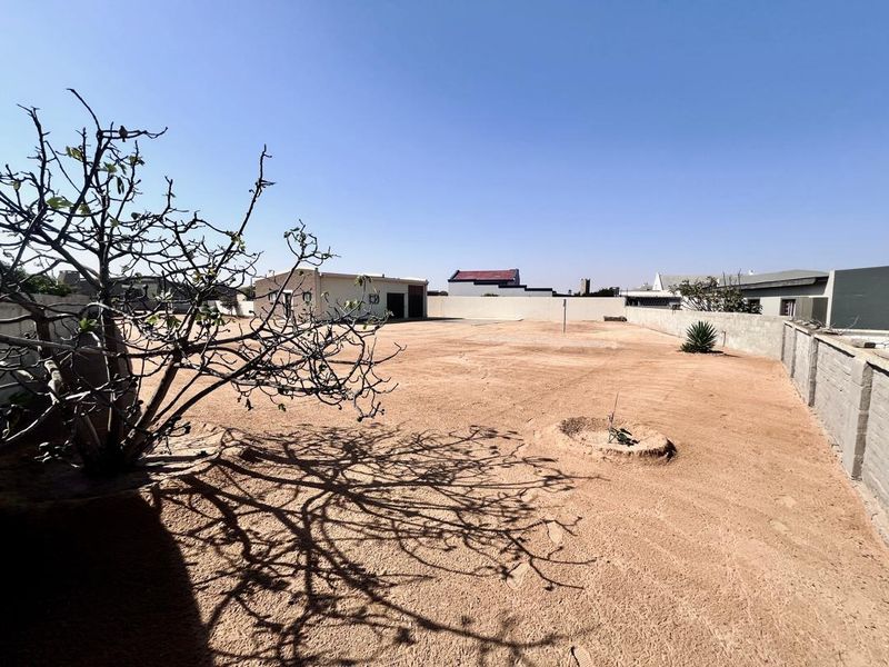 Perfect Holiday home for sale - Hentiesbaai - Photo 7