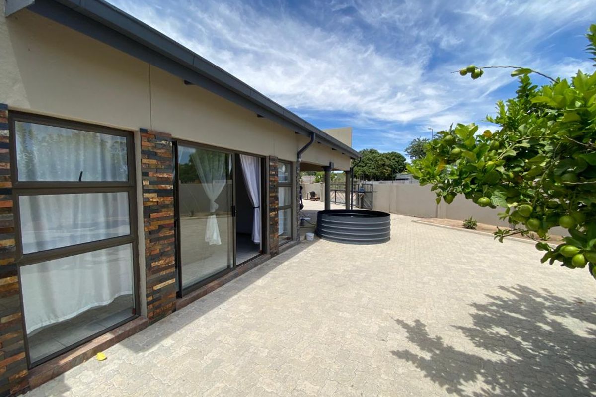 House for sale - Photo 2