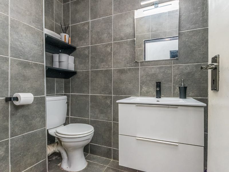 Beautiful ground floor apartment for sale - Photo 7