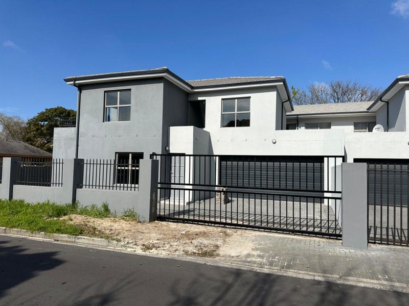 Modern Home In Soneike - Photo 2