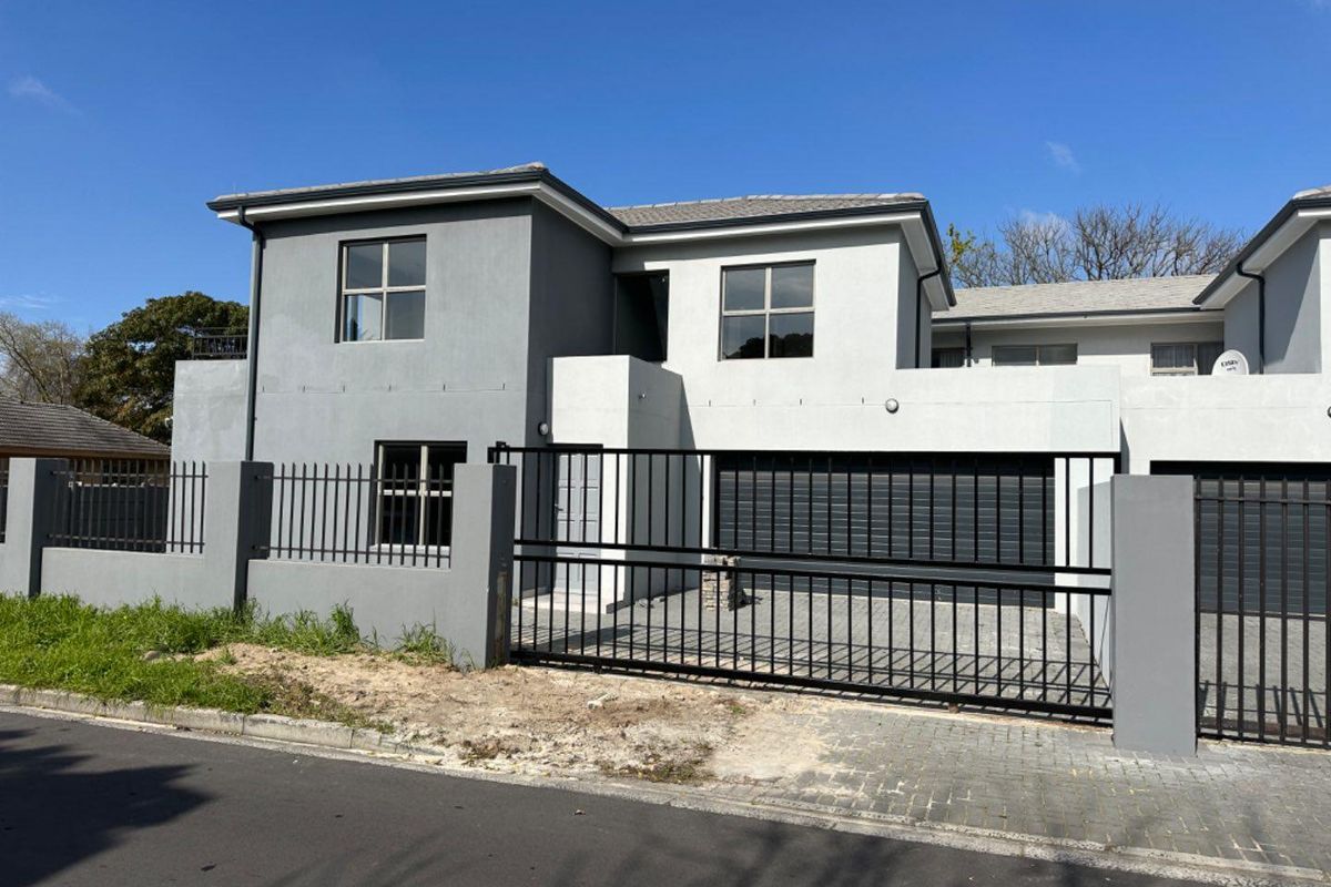 Modern Home In Soneike - Photo 2