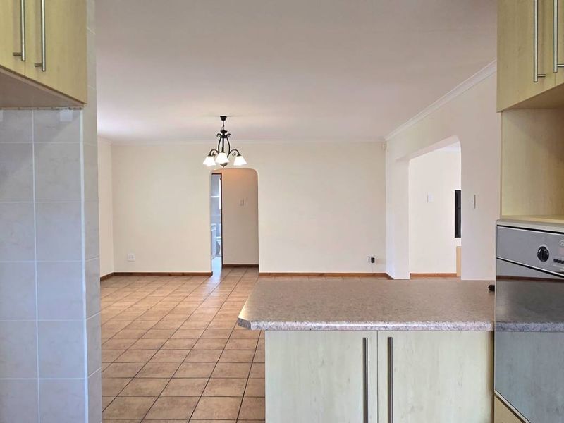 Secure Three Bedroom Coastal Home for Sale in Franskraal Close to Beach and Amenities - Photo 8