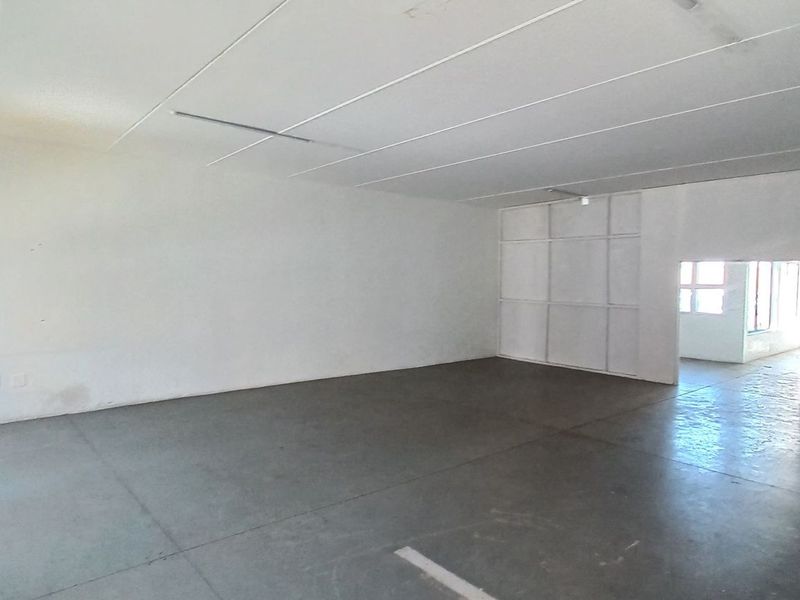 225m2 Bartlett Boksburg Warehouse To Let - Photo 9
