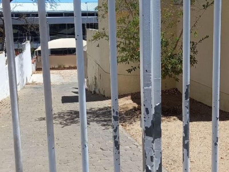 High demanded location 2 Business Properties for Sale- Nearby Maerua Mall N$ 13.8mill - Photo 5