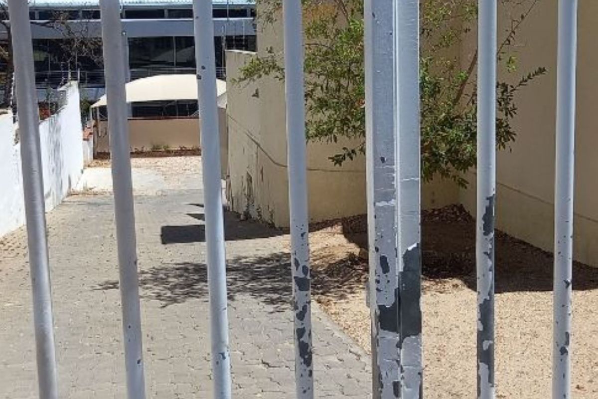 High demanded location 2 Business Properties for Sale- Nearby Maerua Mall N$ 13.8mill - Photo 5