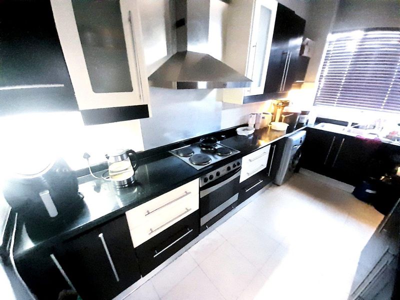 Phenomenal investment opportunity in Illovo Sandton - Photo 4