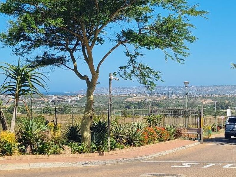 SOUGHT AFTER STAND WITH SEAVIEW - Photo 10