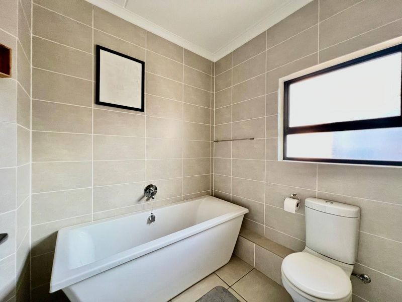 Bright 2-Bedroom Apartment with Solar Power Backup - Photo 6
