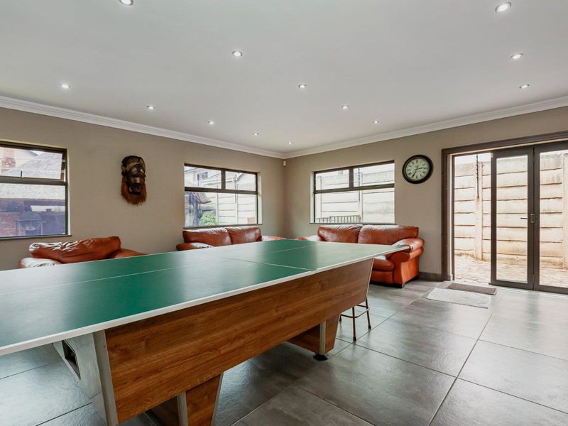 Chef's Dream Kitchen & Cozy Fireplace Await! - Photo 6