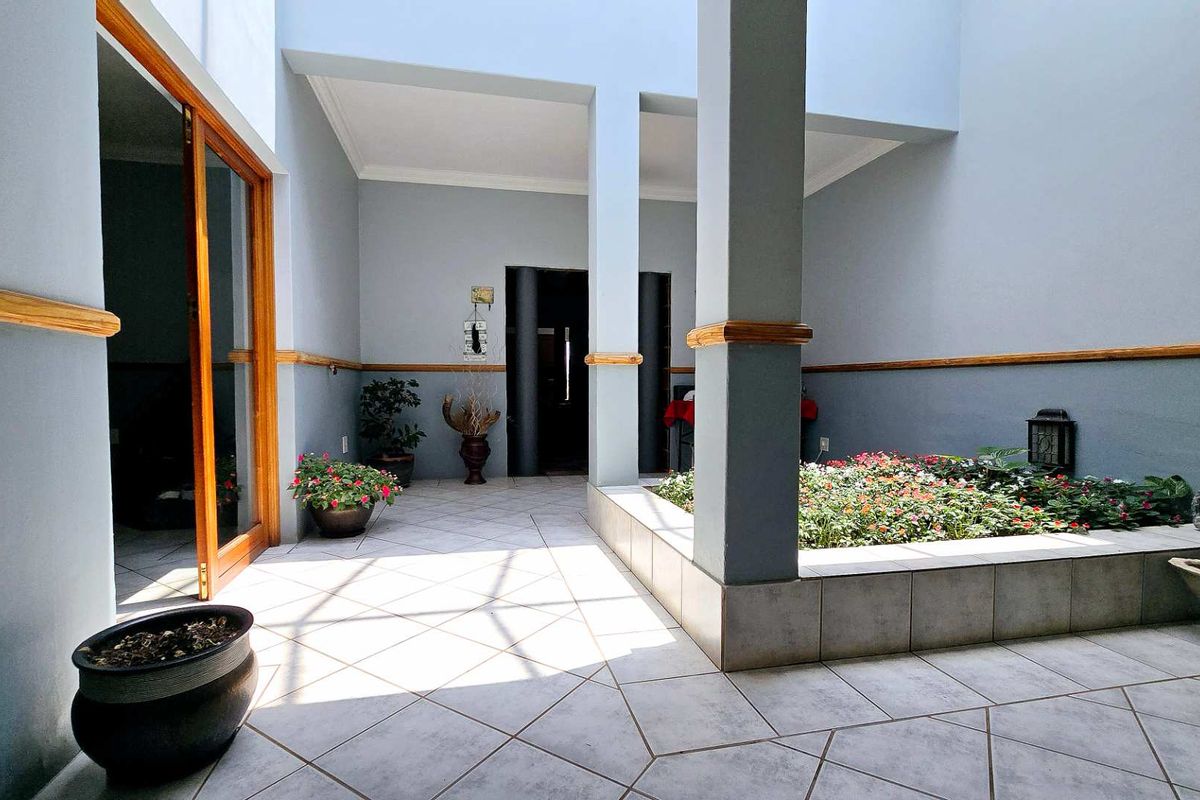 Living Meets Limitless Opportunity on 1.7 Hectares - Photo 2