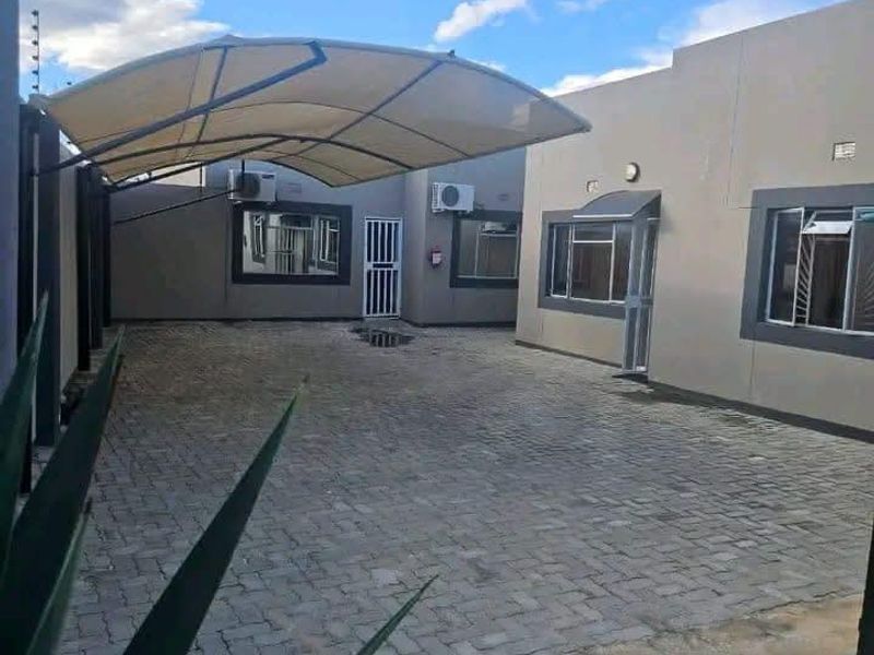 Brand new home in Rundu ( Donkerhok) - Photo 2
