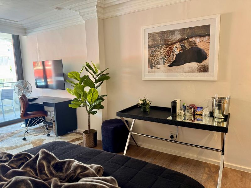 Dolce Lux Safari Suite - Photo 2