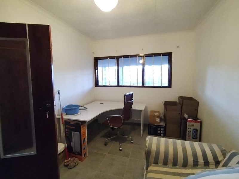 Lynnwood Glen: 2 Bedroom Flat - Photo 4