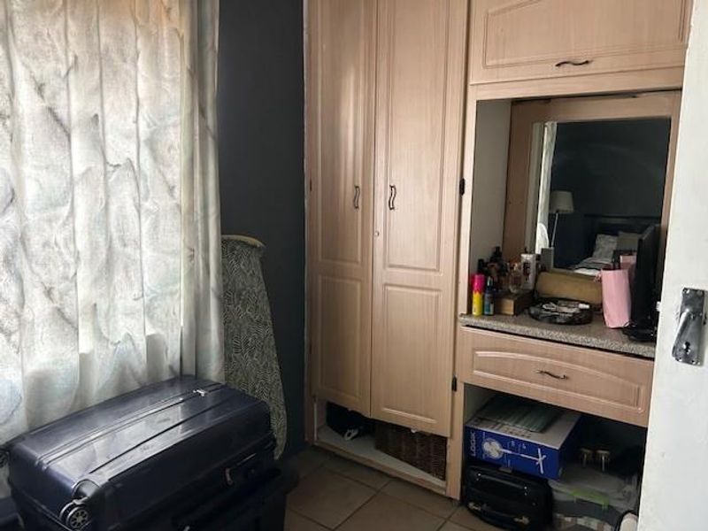 Location central Walk to amenities. - Photo 8