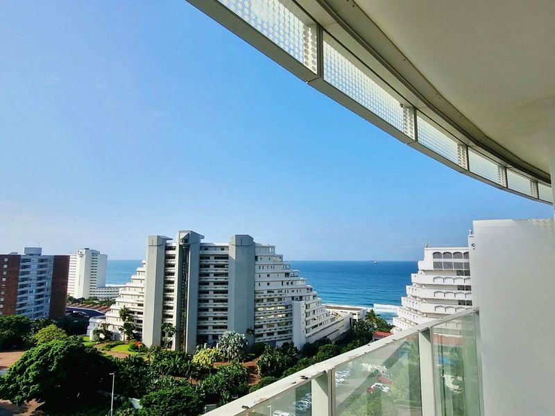 FULLY FURNISHED 10TH-FLOOR APARTMENT TO RENT AT OCEANS UMHLANGA - Photo 1