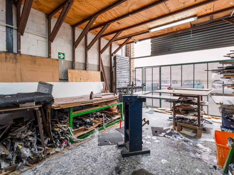 For Sale: 240 m2 Commercial Unit in Kingdom Park – Milnerton - Photo 8