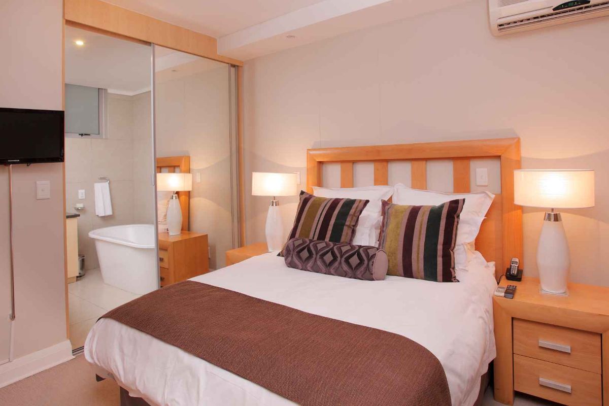 1 bed 1.5 bath in the heart of Sandton CBD - Photo 4