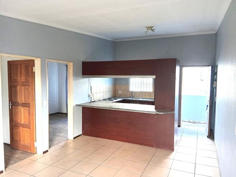 2 Bedroom Apartment for Sale in Brentwood Park, Kempton Park - Photo 9