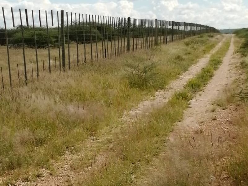 150HA PLOT, OUTJO - FOR SALE - Photo 3