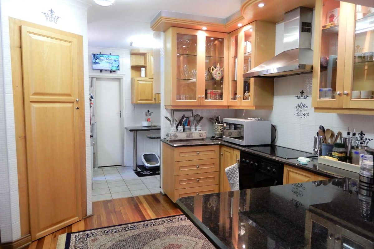 Eldoraigne Gem: 3-Bed, 2-Bath + Office & Solar Power! - Photo 3